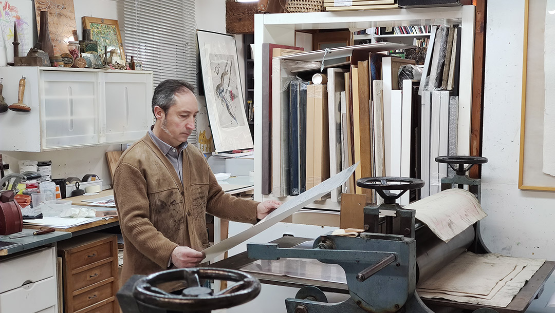 Perico Simón en su taller